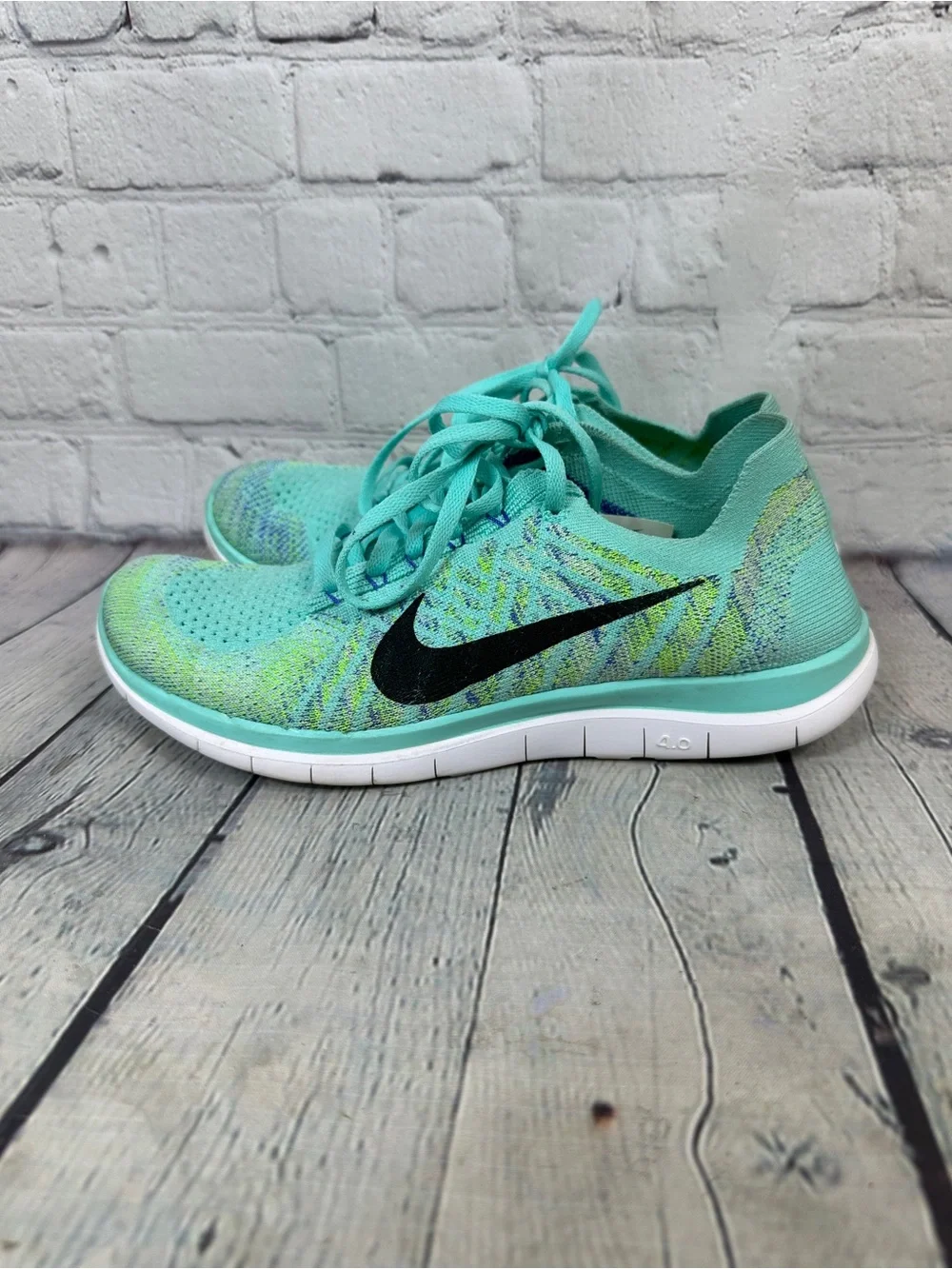 Nike Women's Free 4.0 Flyknit turquoise size 8
